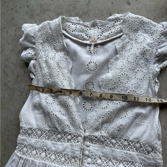 Free People Peach Pie Midi Dress Small White floral lined Ruffle Sleeve Crochet - Picture 6 of 12